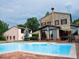 COUNTRY HOUSE WITH POOL IN ITALY Restored borgo for sale  in Le Marche